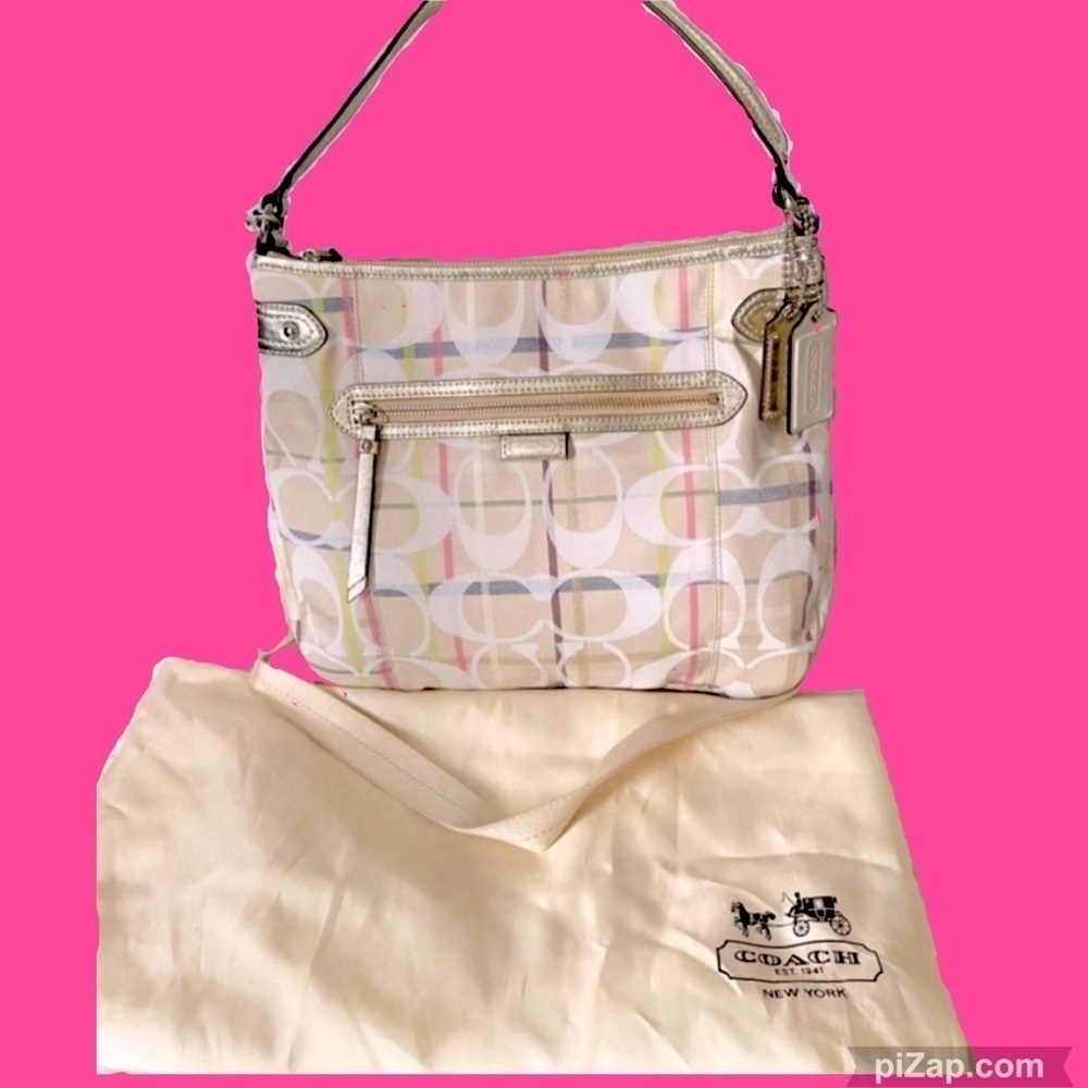Coach Signature Optic Daisy Tattersall Convertible Duffle with Dust Bag NWOT